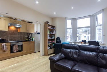 1 bed house, Glynrhondda Street, Plasnewydd, Cardiff, CF244AN - Image 2